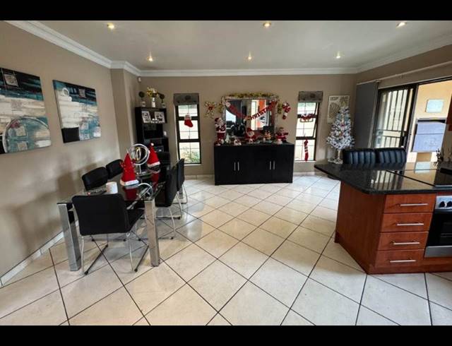 3 BEDROOM CLUSTER FOR SALE IN NEW REDRUTH